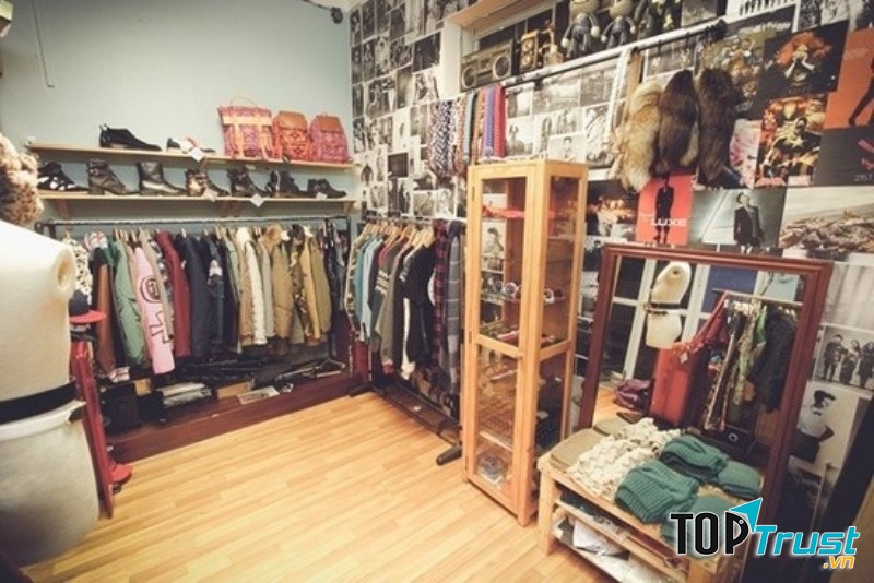 Cực Hấp Dẫn Boutique (159 Đông Các và 161 Chùa Láng)