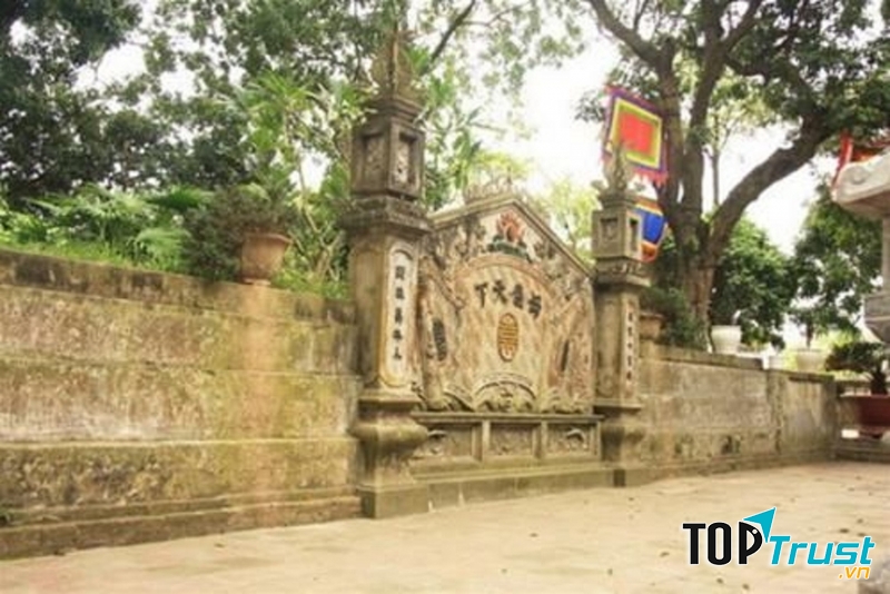 Cụm di tích Đền – Chùa bà chúa Tấm