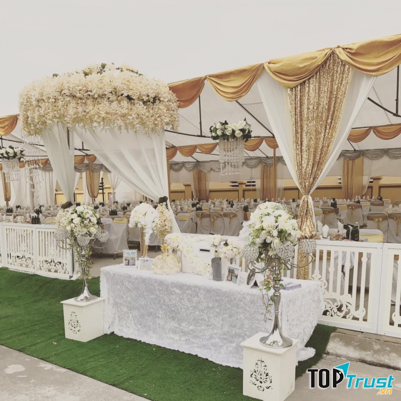 Cưới hỏi Quang Minh