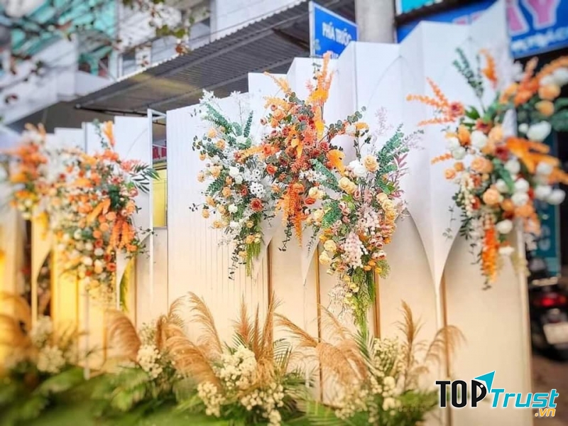 Rạp cưới Thái Hiền