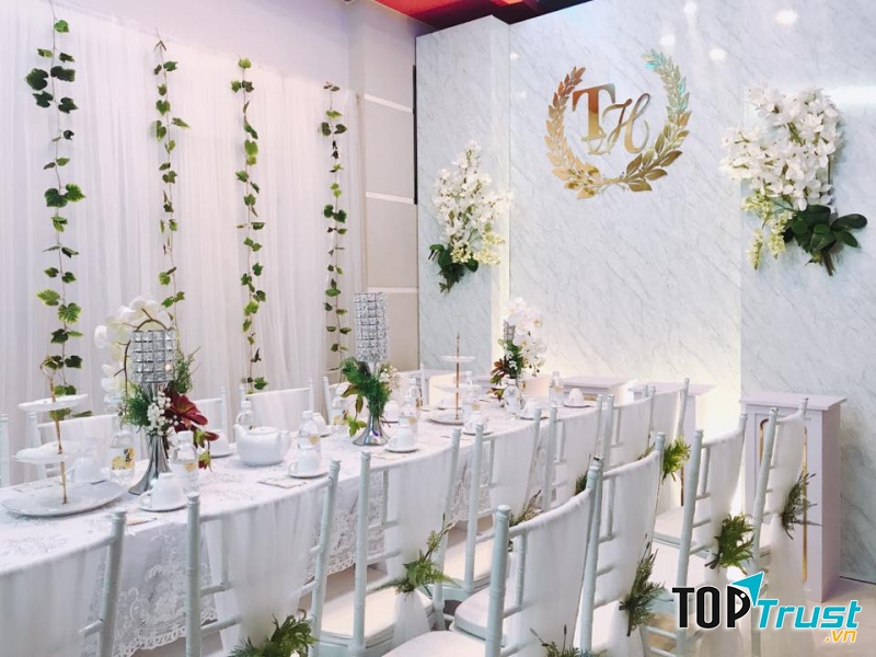 CƯỚI HỎI TOÀN THẮNG