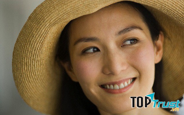 Bạn cứ việc vui cười bên những những người thân yêu