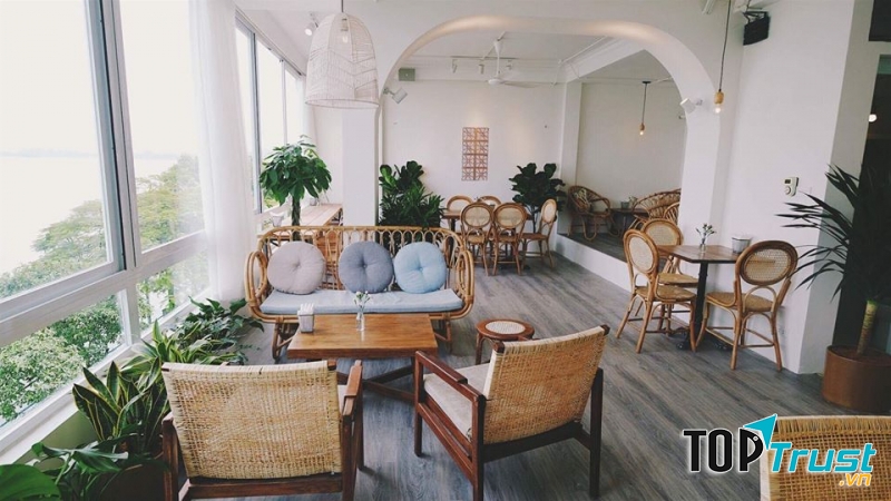 Cup Of Tea được mệnh danh là quán cà phê “đẹp không góc chết” tọa lạc tại quận Tây Hồ