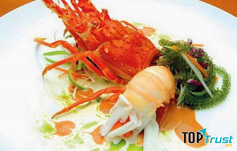 Cà ri Tôm Rồng kiểu Pháp