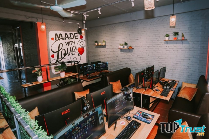 Cyber Paradise Gaming