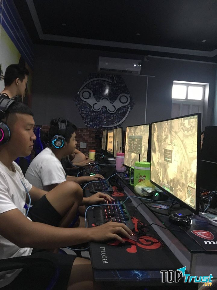 Cyber Wong Gaming Center