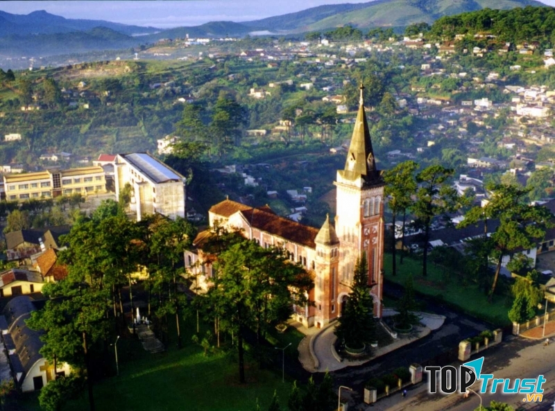 Nhà thờ Con Gà Đà Lạt