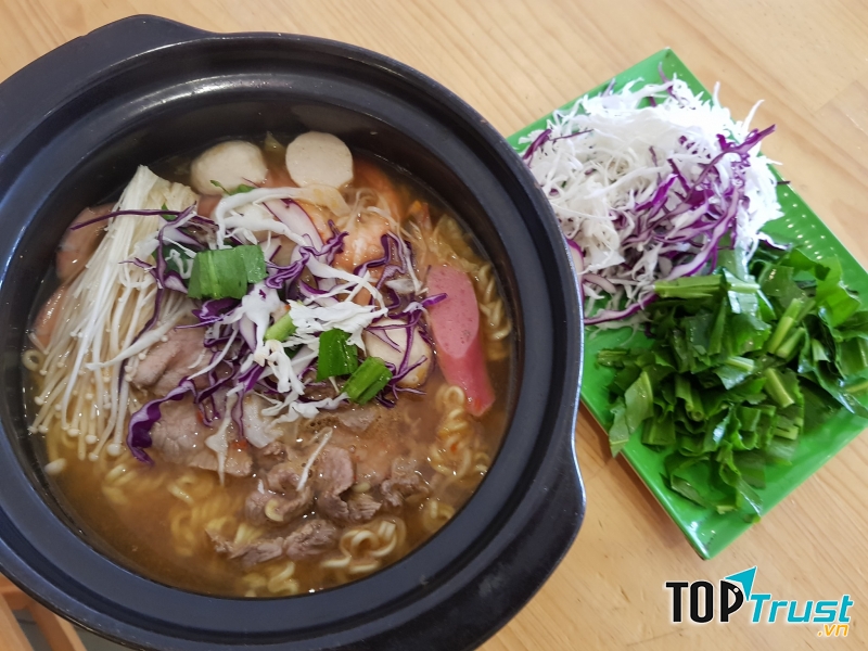 Hương vị hấp dẫn của tô mì