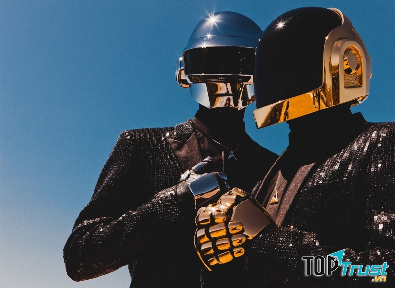 Daft Punk là nghệ danh chung của 2 nghệ sĩ người Pháp