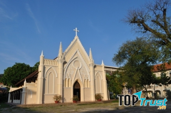 Nhà thờ