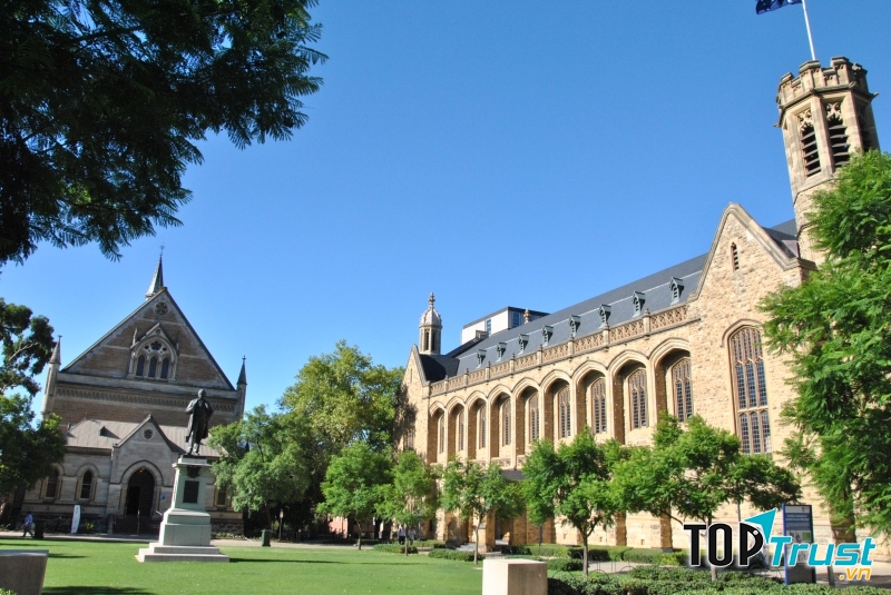 Đại học Adelaide