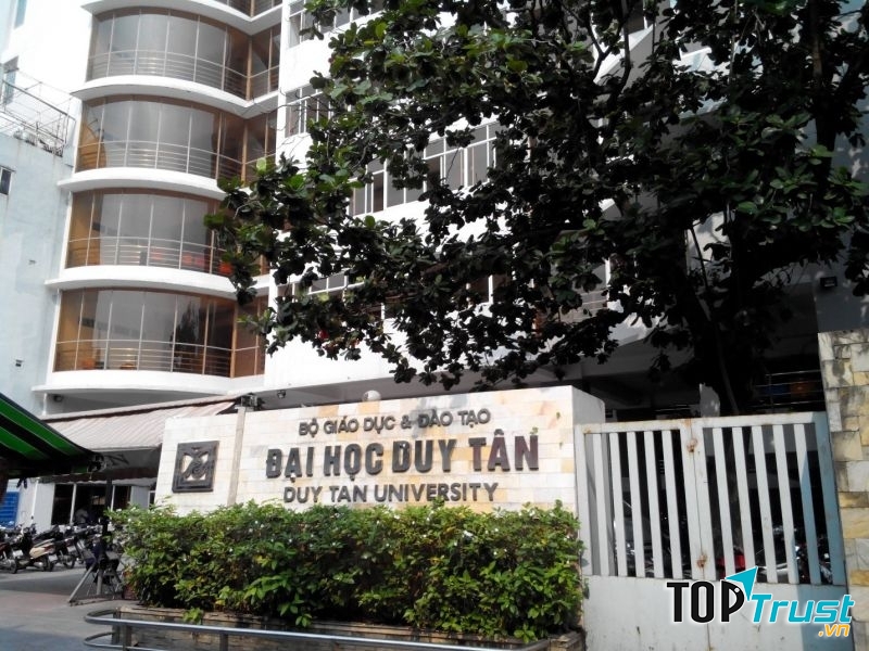 Đại học Duy Tân
