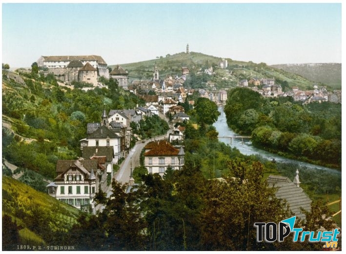 Toàn cảnh thành phố Tuebingen