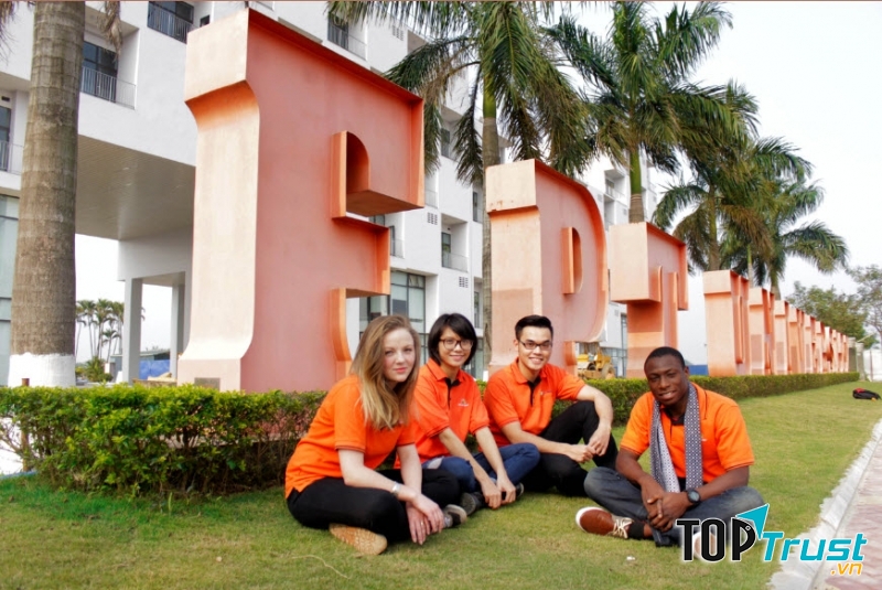 Đại học dân lập FPT