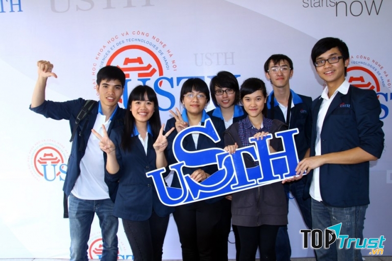 Sinh viên trường Đại học khoa học và công nghệ Hà Nội