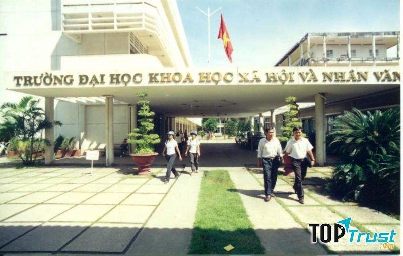 Đại học Khoa học Xã hội và Nhân văn TP.HCM