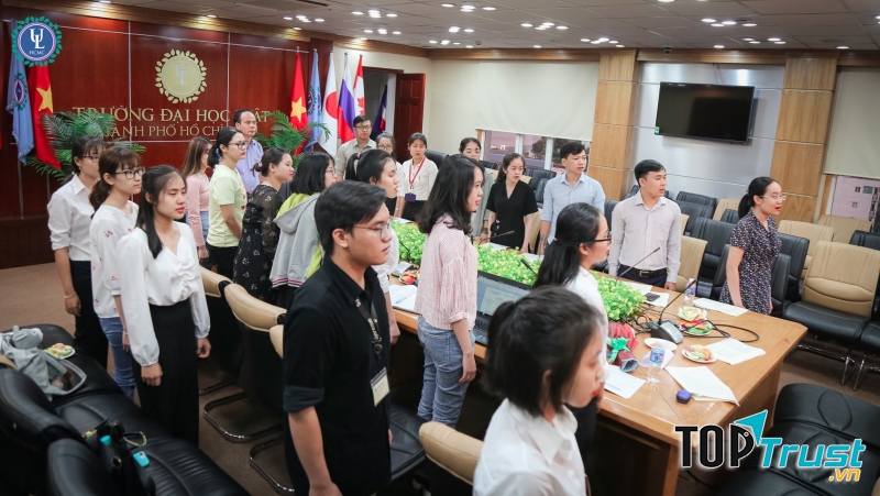 Đại học Luật TPHCM