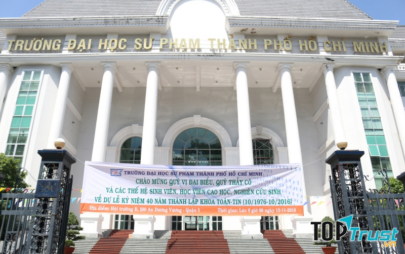 Đại học sư phạm HCM