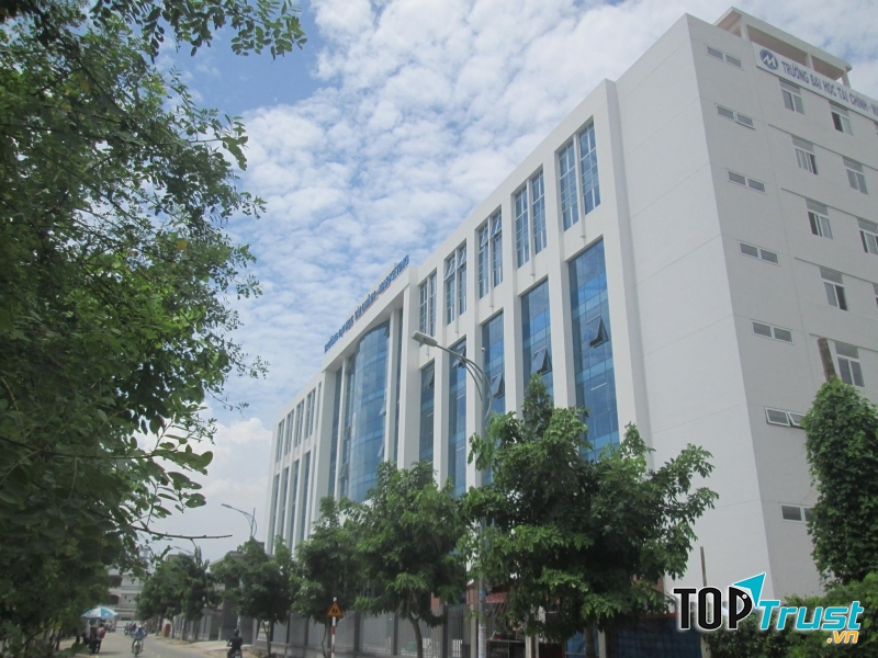 Đại học Tài chính Marketing TP HCM