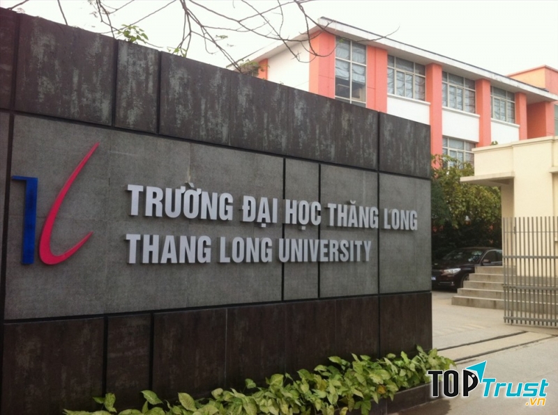 Đại Học Thăng Long