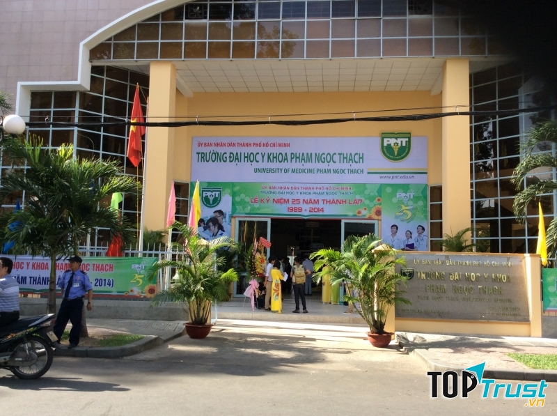 Đại học y khoa Phạm Ngọc Thạch