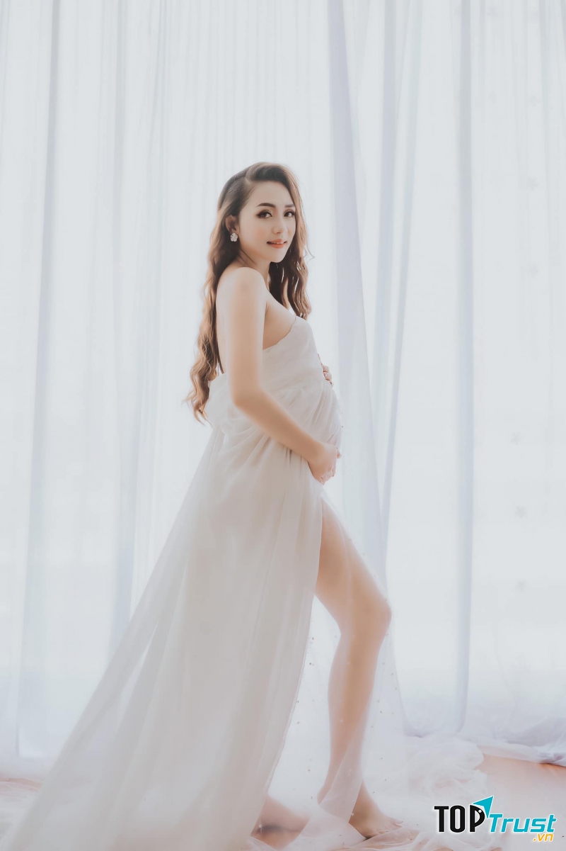 Đài Holy chụp bầu đẹp.