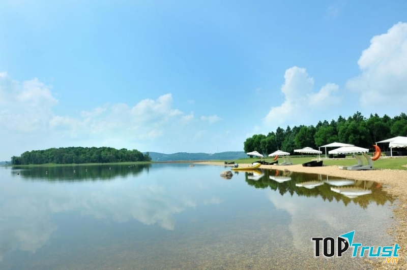 Hồ Đại Lải đẹp và thơ