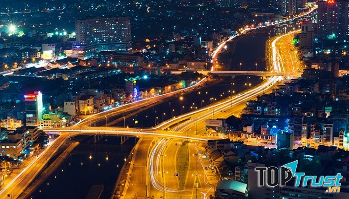 Đại lộ Đông Tây