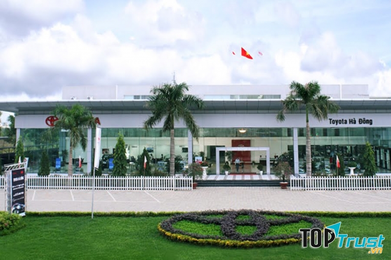 Showroom Toyota Hà Đông