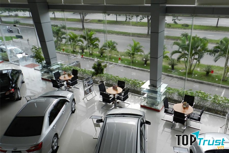 Phòng triển lãm xe Toyota Phú Mỹ Hưng