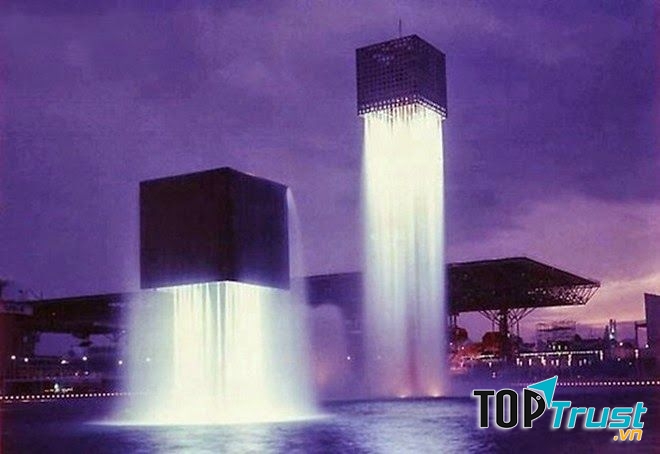 Đài phun nước Floating, Osaka, Japan