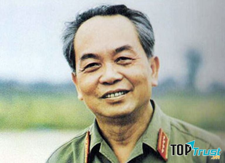 Đại tướng Võ Nguyên Giáp