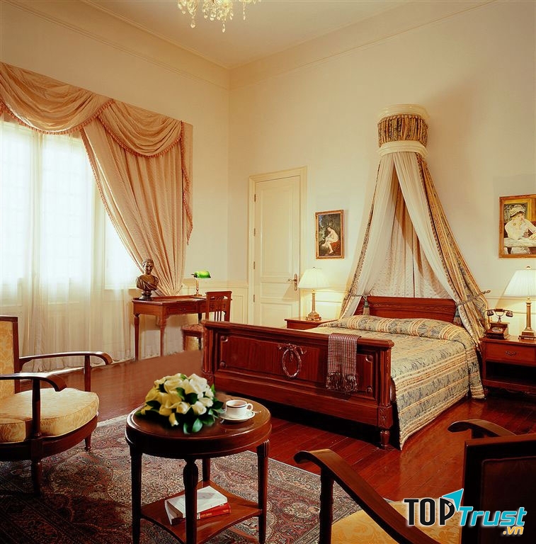 Phòng nghỉ tại Dalat Palace Luxury Hotel & Golf Club