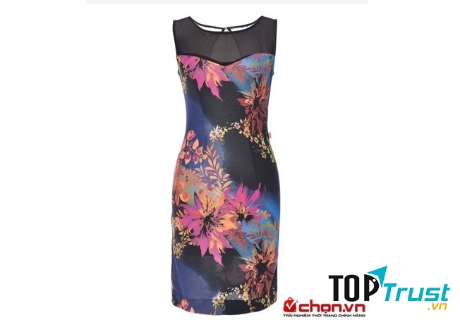 Đầm ôm tôn dáng của thương hiệu Yes’s