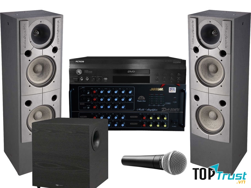 Dàn Karaoke gia đình Boston