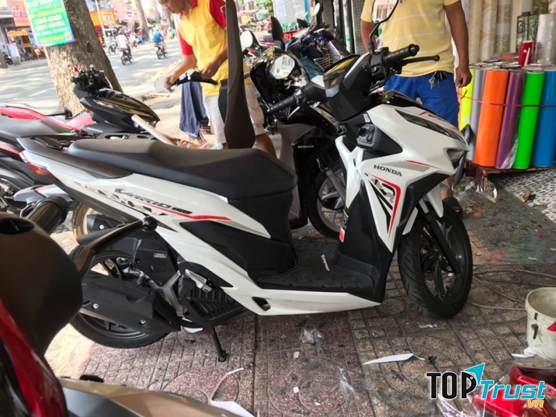 Dán Keo Xe Minh Hoa Decal