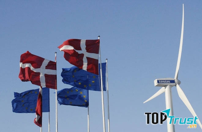 Đan Mạch đầu tư sản xuất năng lượng gió ở ngoài khơi