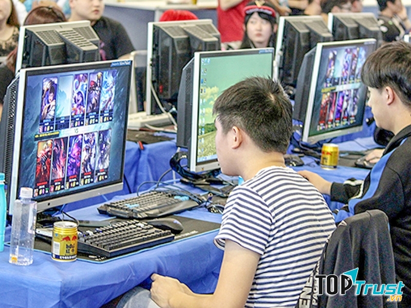 Đàn ông chưa lớn và cuồng công nghệ là tính xấu