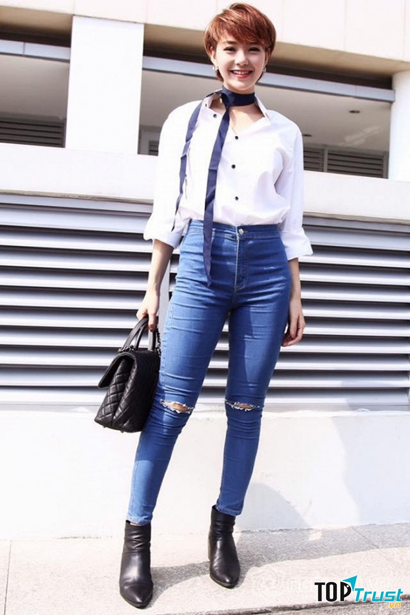 Minh Hằng đón đầu xu hướng với sơ-mi trắng, tay áo phồng nhẹ