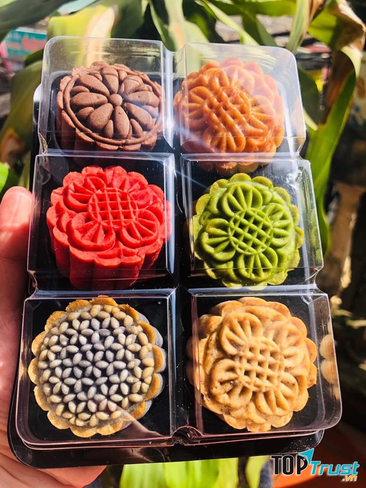  ﻿Bánh trung thu được làm theo mùa vụ nhưng chất lượng thì không thể bàn cãi.