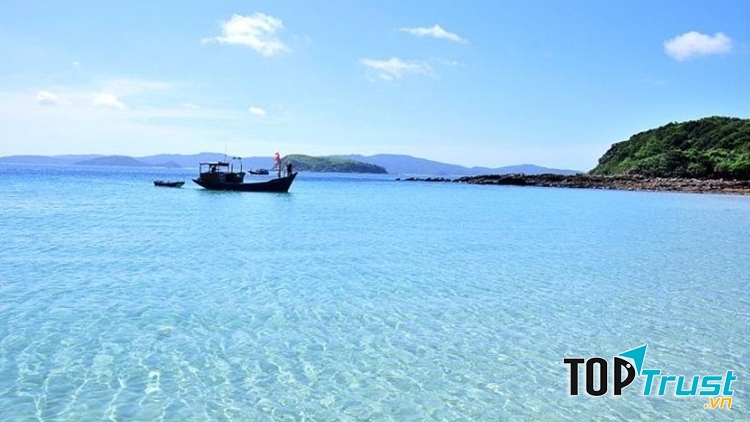 Đảo Cô Tô - bãi biển nhất định phải đến trước tuổi 30