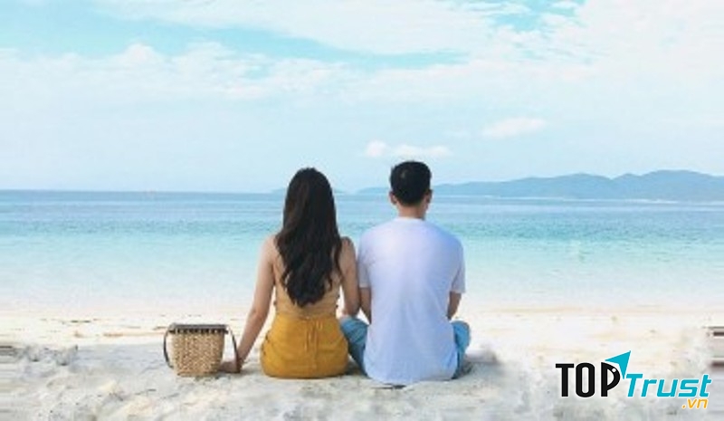 Cô Tô nổi tiếng với vẻ đẹp yên bình, hoang sơ