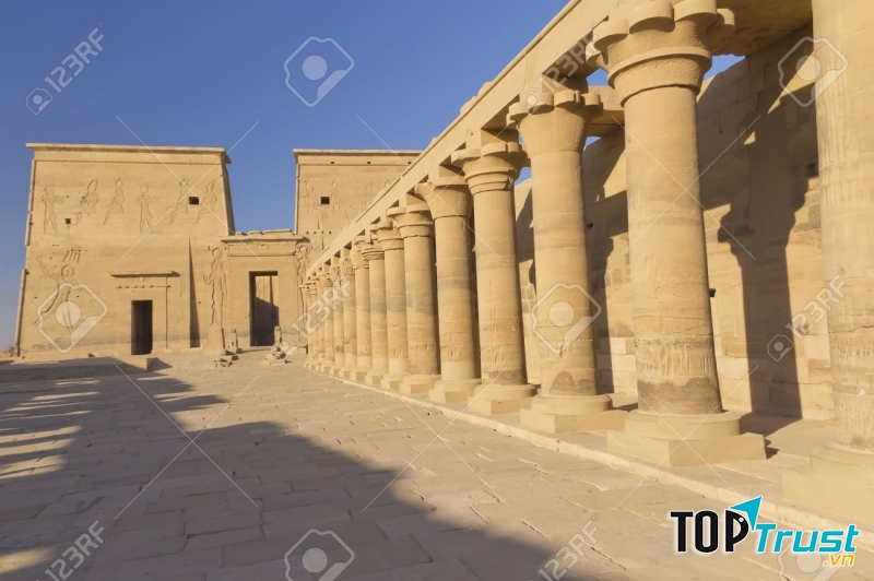 Ngôi đền Isis linh thiêng trước khi chìm dưới hồ Nasser.