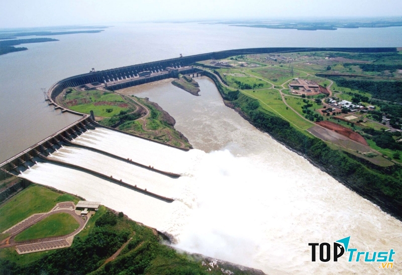 Đập Itaipu (Brazil - Paraguay)