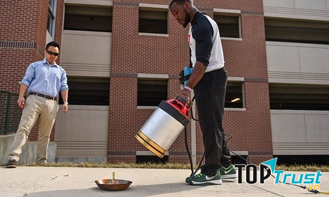 Việc dập lửa bằng sóng âm thanh đã khiến nhiều người bất ngờ