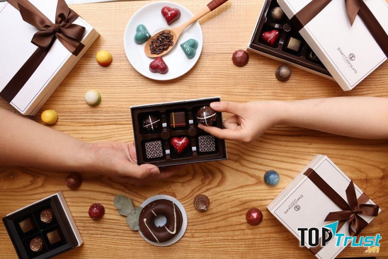 Trao gửi yêu thương cùng D’art Chocolate