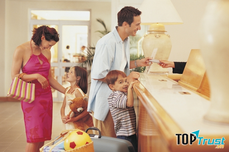 Đảm bảo dặt phòng khách sạn cho cả gia đình trước khi đi du lịch