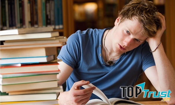 Đau đầu do căng thẳng là loại bệnh thường gặp hiện nay