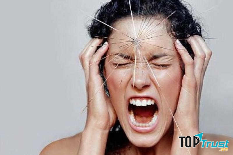 Đau đầu do tiếng ồn lớn khiến cho bạn mệt mỏi