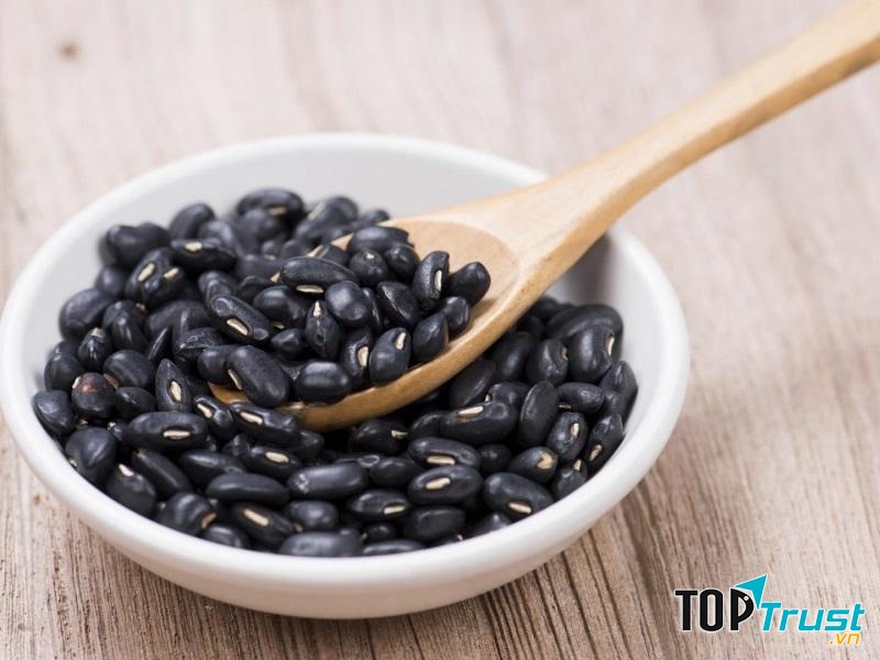 Đậu đen có tác dụng chữa tóc bạc sớm